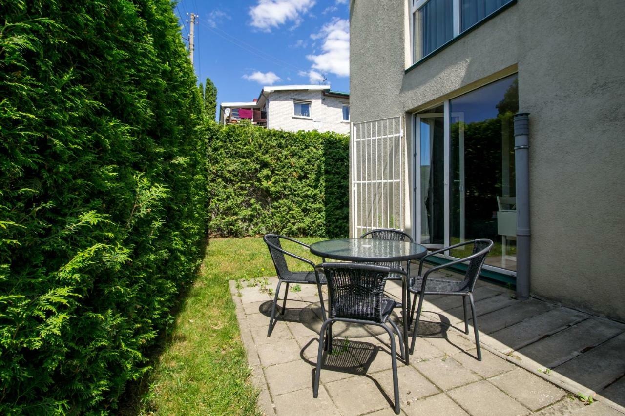 Cozy Garden Free Parking Apartment Vilnius Exterior photo